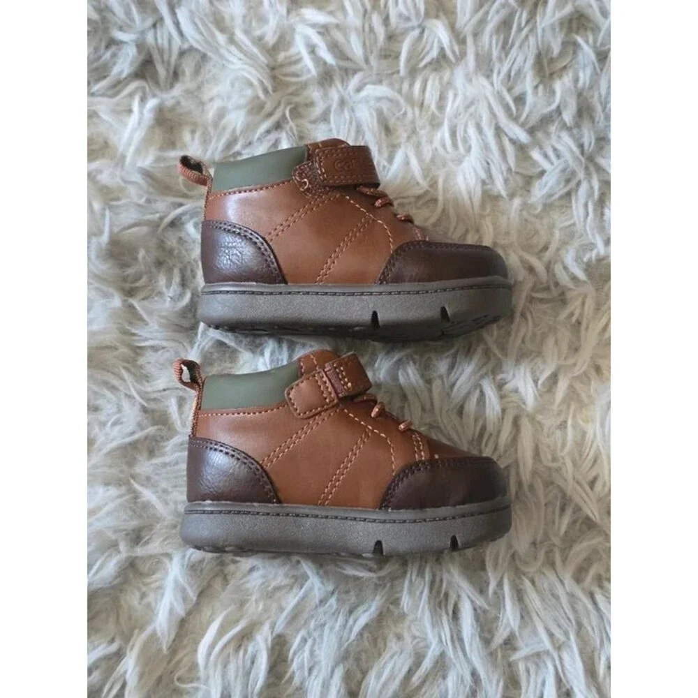 Carter's Boys Brown Boots - Size 3M